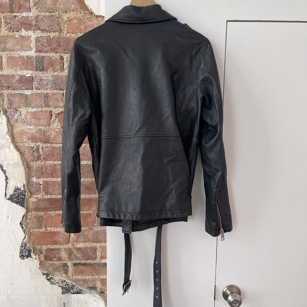 Levi's Women's Large Black Faux Leather Moto Jacket Belted Biker Zip - Picture 2 of 16